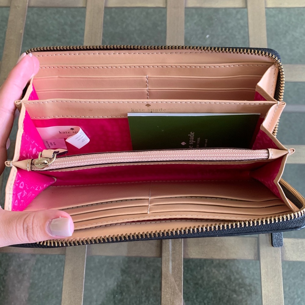 NWOT Kate Spade Large Continental Wallet - Picture 5 of 5